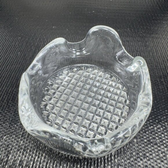 Vintage MCM Clear Glass Trinket Dish Ashtray Waffle Bottom Decorative Dish Plate - Picture 10 of 10